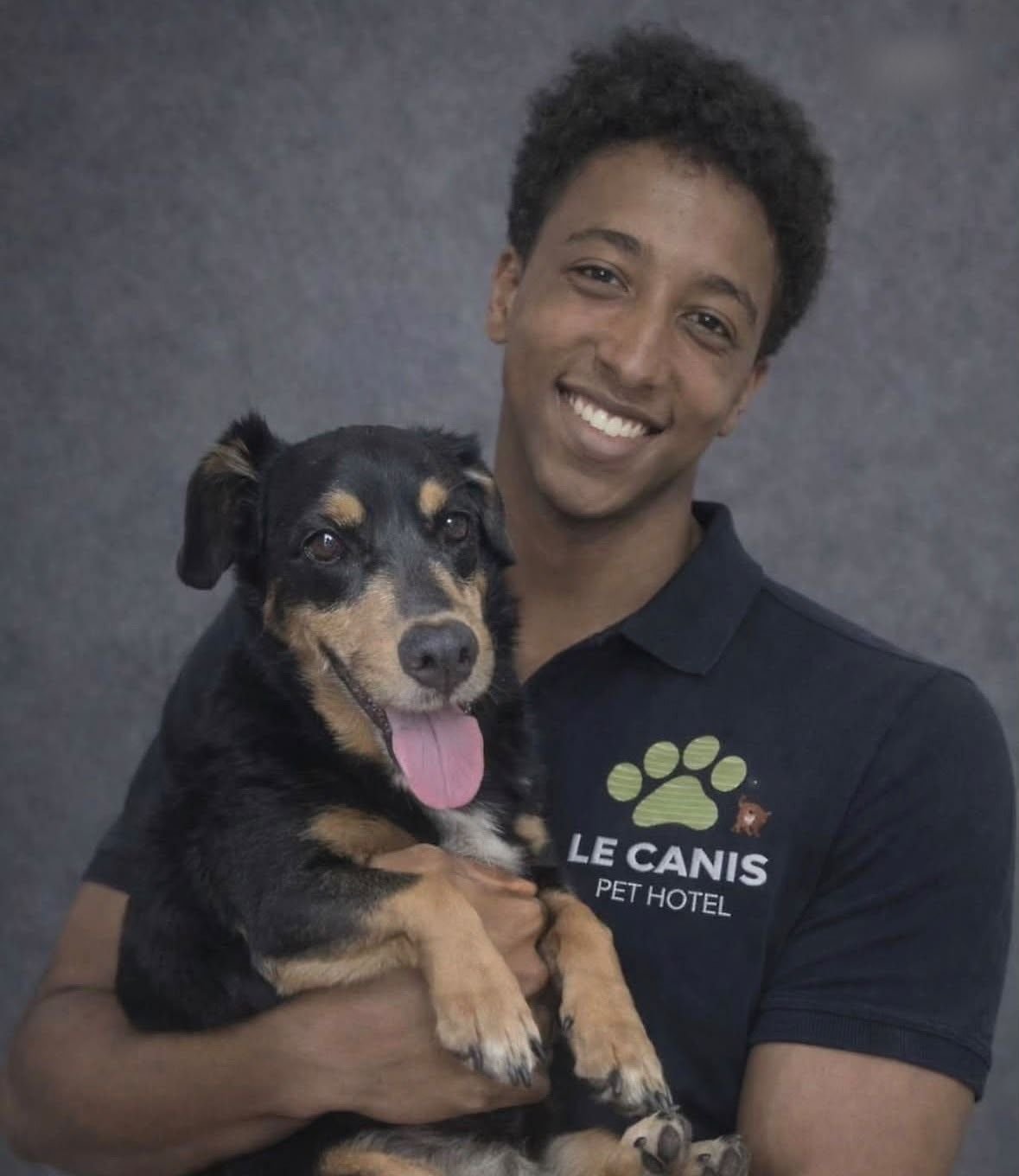 Toni, da equipe da Le Canis